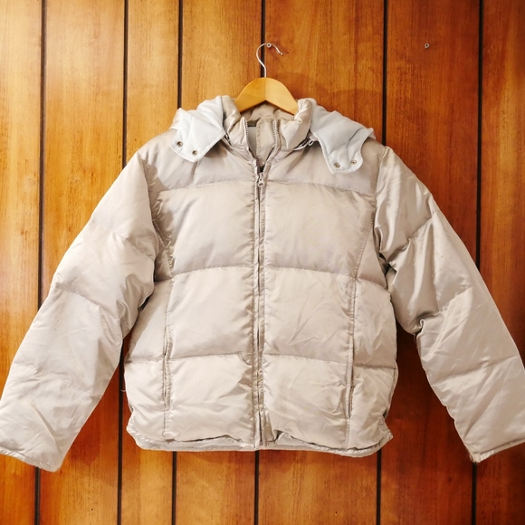 Gap silver puffer jacket - Picture 1 of 14